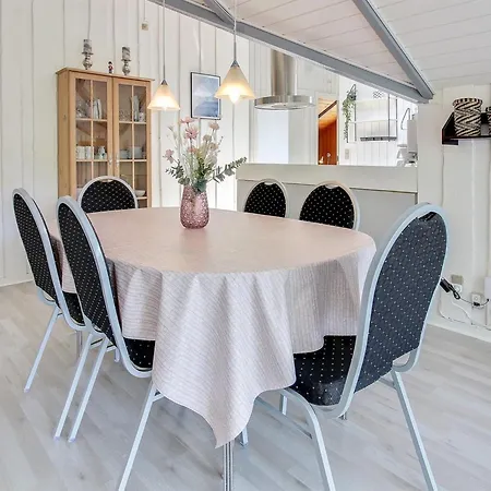 Arnsten By Interhome * Ansager