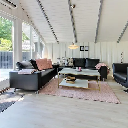 Arnsten By Interhome * Ansager